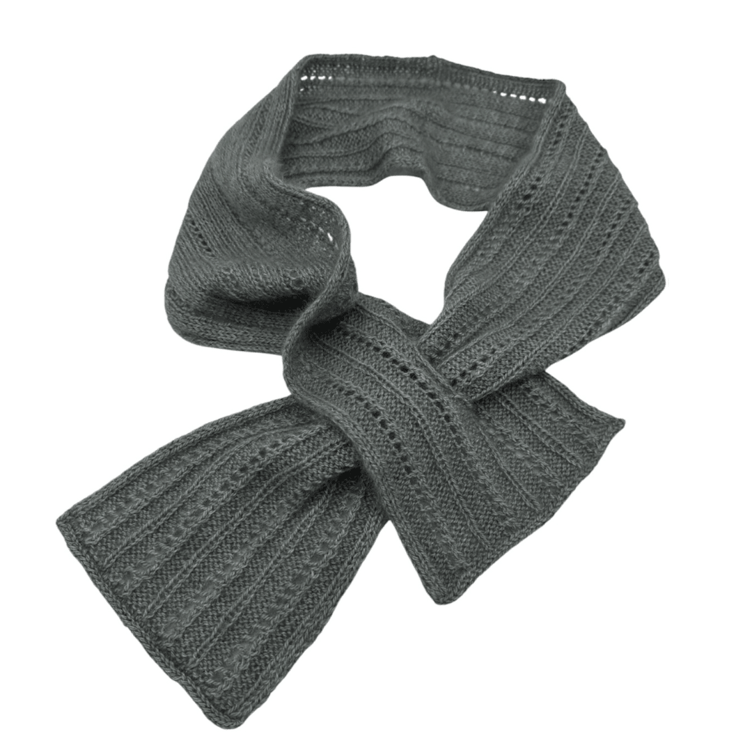 NEW *Cozy Scarf with Keyhole