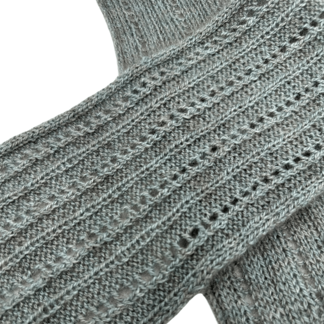 NEW *Cozy Scarf with Keyhole